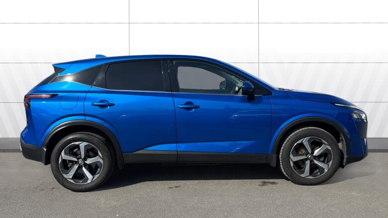 Nissan Qashqai 1.3 DiG-T MH 158 N-Connecta 5dr Xtronic Petrol Hatchback